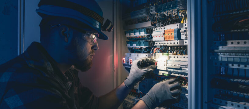 electrician in San Diego